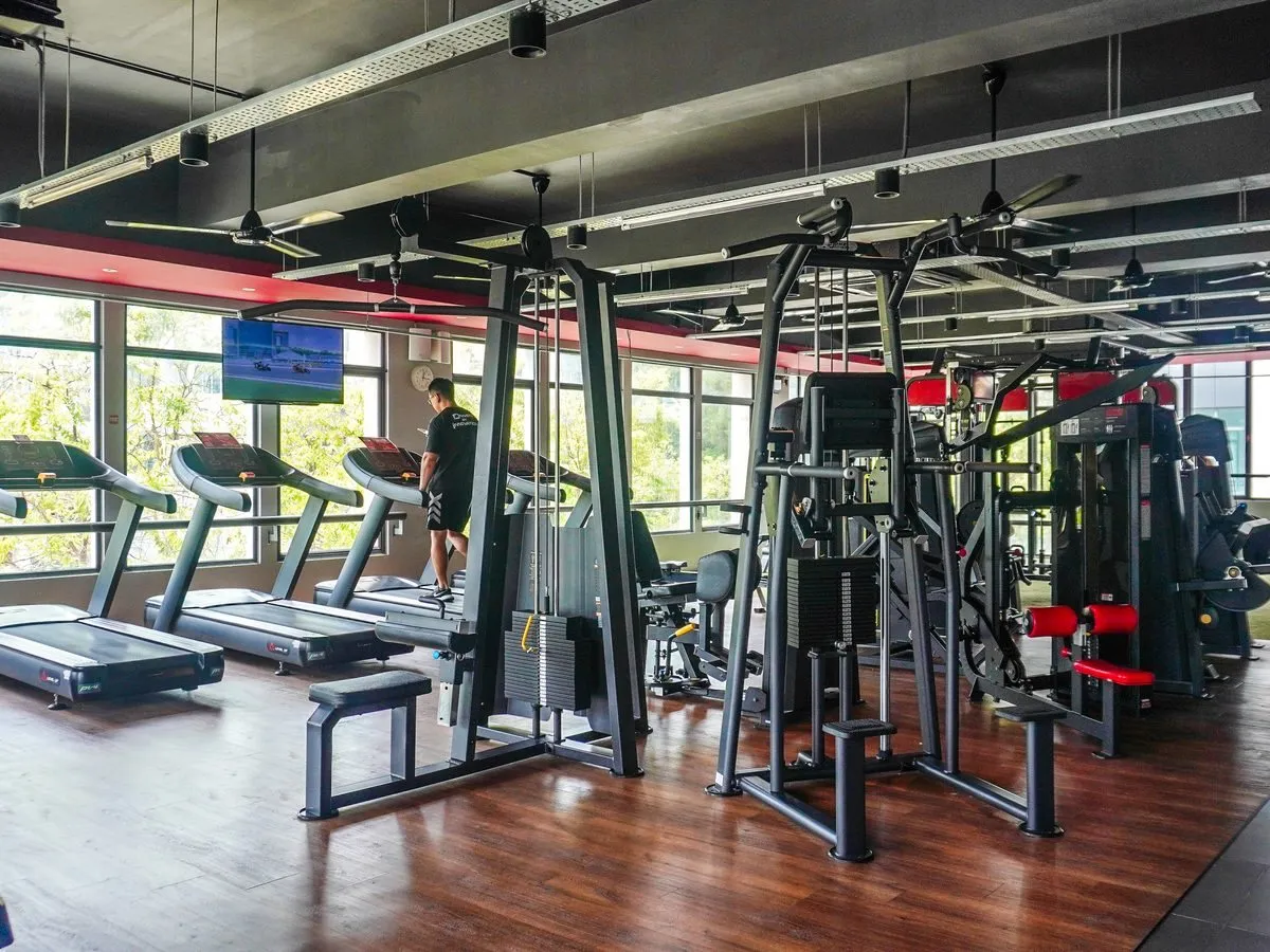 Space to train at Level Up Fitness Marina Square