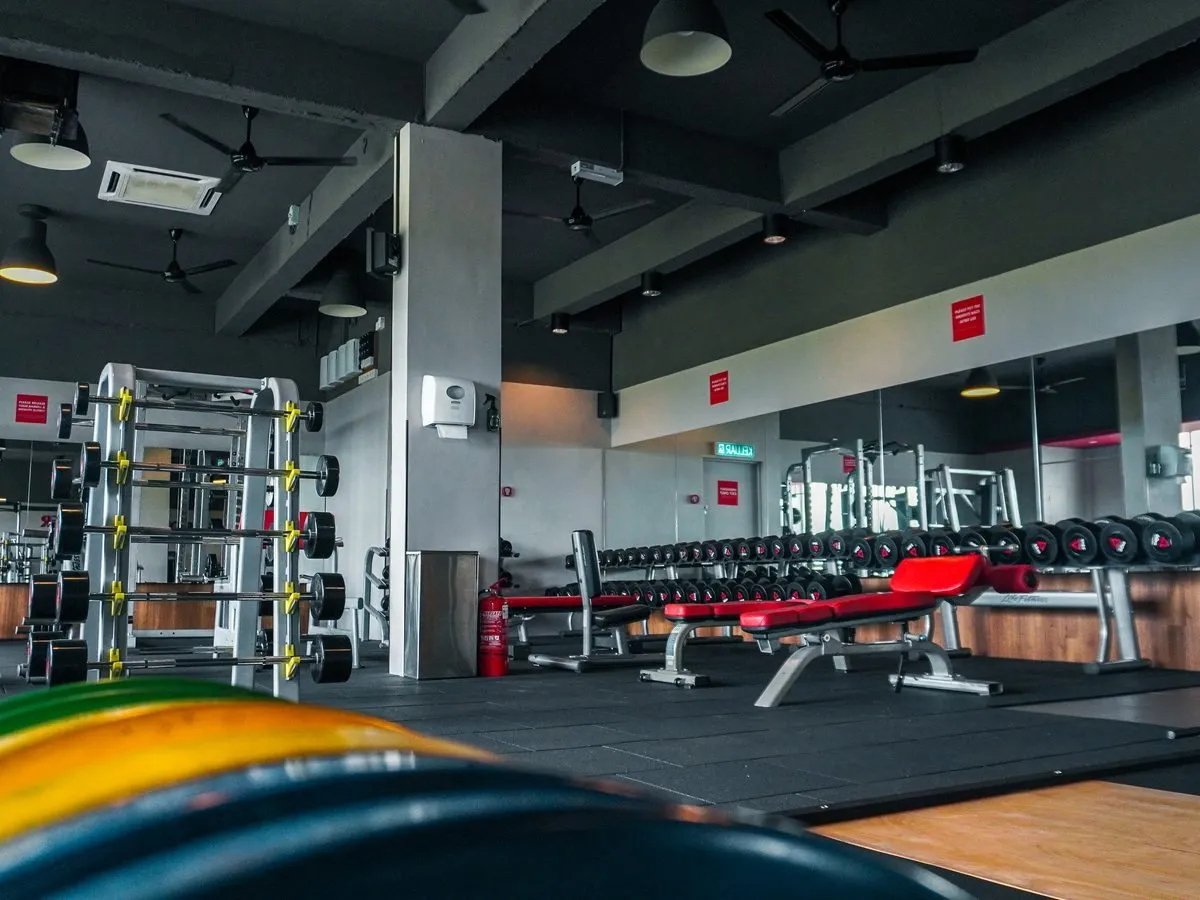 Free-weights floor at Level Up Fitness Metrocity