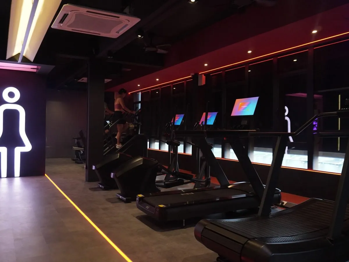 Cardio downstairs, weights upstairs at Level Up Fitness Westfield Points