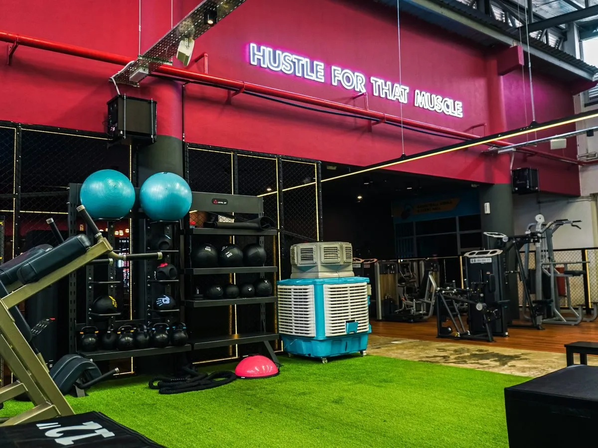 Functional training area at Level Up Fitness Tebrau