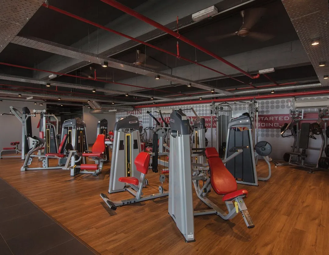 Strength machines at Level Up Fitness Xpress BDC, Kuching